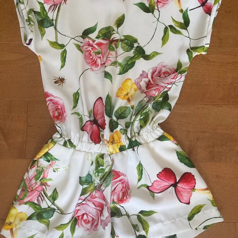 Like NEW Monnalisa Girls Romper - Picture 2 of 2